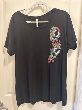 Black T Shirt Native American Beadwork pattern Dickson Designs size 3X